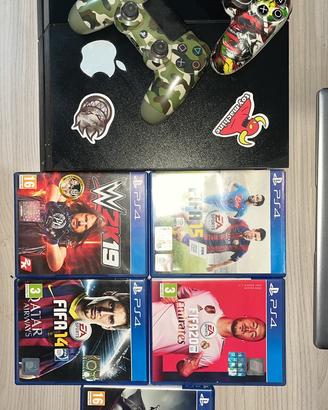 playstation 4 + due controller + giochi