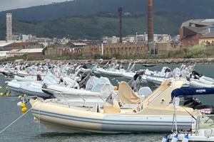 Gommone pronto alla Boa Revenger 24 225 Cavalli