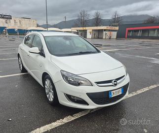 Opel astra j anno 2012