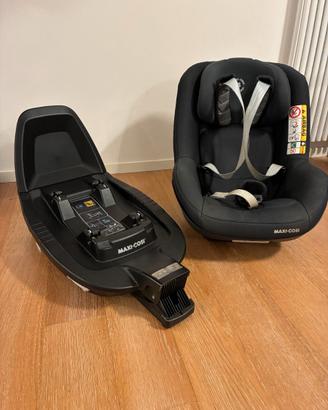 Maxicosi Pearl Pro2 + base FamilyFix 3