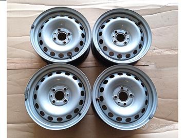 Cerchi in ferro 5,5 x 14 per FIAT Punto Panda