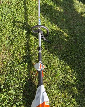 Decespugliatore Stihl FSA90R + Batteria AP300S