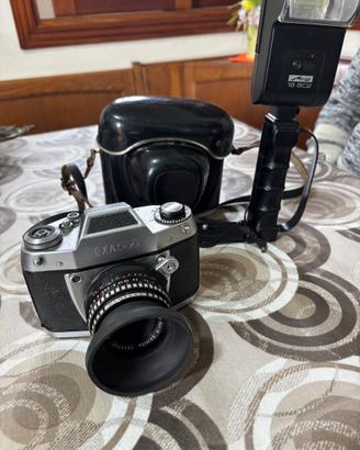 Macchina fotografica EXA 500