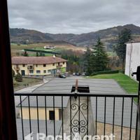 TRILOCALE CON DUE BALCONI E CANTINA