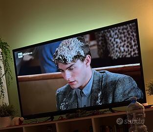 Tv led 4k akai 55 pollici