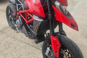 Ducati Hypermotard 950 del 2022