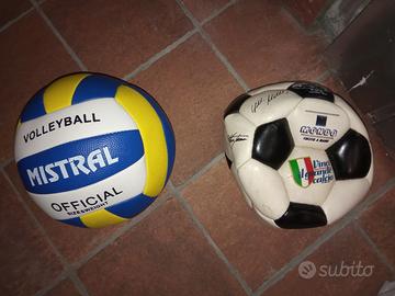 Pallone da calcio in cuoio