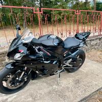 Yamaha R6 2007 Black Edition