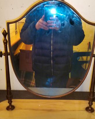 specchio da toilette
