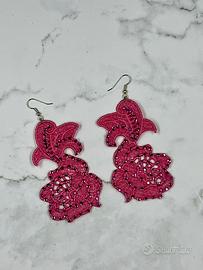 Orecchini in pizzo ricamati