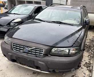 VOLVO V70 per ricambi usati