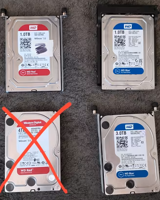 vari hard disk di diverse capacità