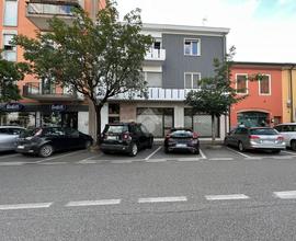 NEGOZIO A LEGNAGO