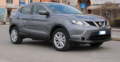Nissan Qashqai con motore da rifare