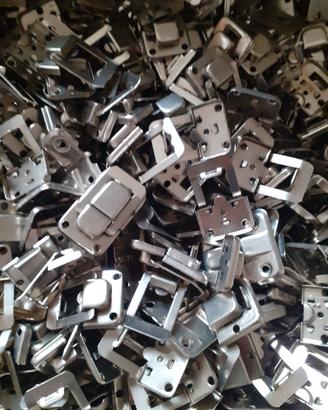 stock  minuterie  metalliche 