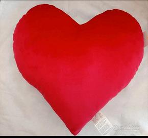 Cuscino cuore OVS 40x40 con biglietto natalizio