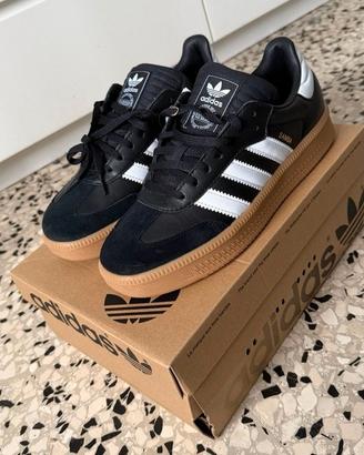 Adidas Samba XLG nere