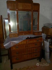 Cassettiera comò d'epoca