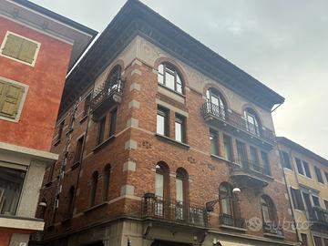 Postazione con contratto di service