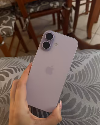 iPhone 17