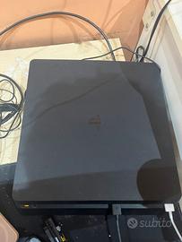PS4 slim 