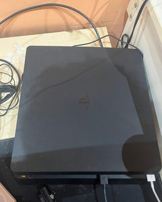 PS4 slim 