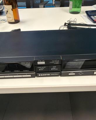 Sanyo JT-6120LStereoTuner AM/FM Digitale Architect