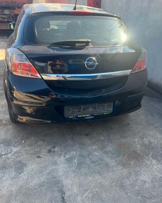 Opel Astra anno 2009