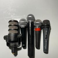 Lotto 5 microfoni professionali per audio e canto