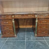 Scrivania di pregio