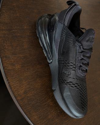 Nike Air Max 270 Triple Black – 44.5