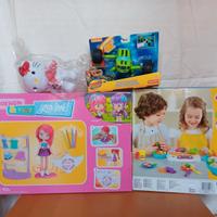 4 giochi bambola play doh auto hello kitty nuovi