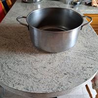 pentola un acciaio