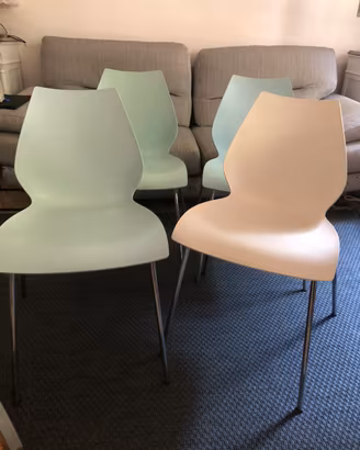 KARTELL.  SEDIE modello MAUI.