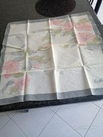 foulard originale Cacharel