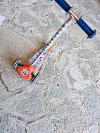 Monopattino spiderman 