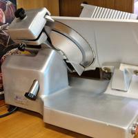 Affettatrice per Salumi