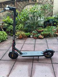 Monopattino Xiaomi m365