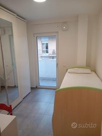 Stanza/ posti letto, piazza Verdi Fermo