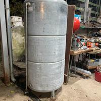 Serbatoio da 1000 lt completo di autoclave