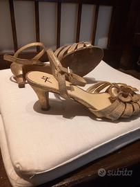 sandali n. 38 color oro