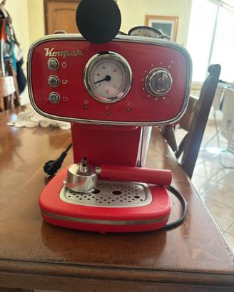 Macchinetta del caffè nuova