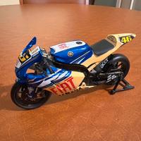 Modellino moto Yamaha Valentino Rossi 46