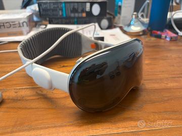Apple Vision Pro (Chip M2, 2024)