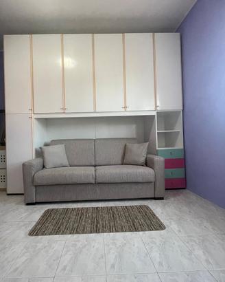 Stanza singola con bagno privato e angolo cottura