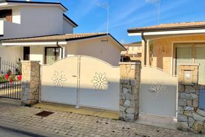 Villetta in centro paese per porto pino