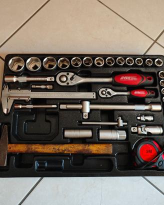 Set 2 crick e bussole e accessori vari 