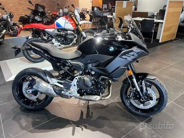 BMW F 900 XR Triple Black Abs