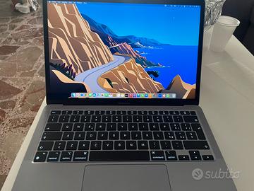 Mac M1 8gb RAM 256gb