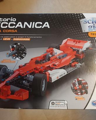 Laboratorio di meccanica - auto da corsa